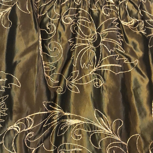 Beautiful evening gown with velvet bolero jacket. - Picture 6 of 6